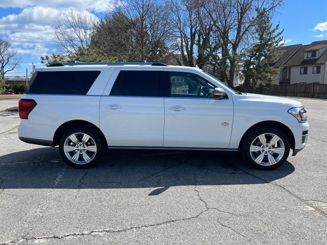 Used 2024 Ford Expedition Max King Ranch image 12