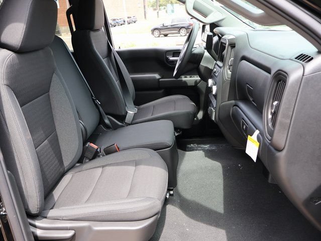New 2026 GMC Sierra 1500 Pro w/ Graphite Edition AWD/4WD image 7