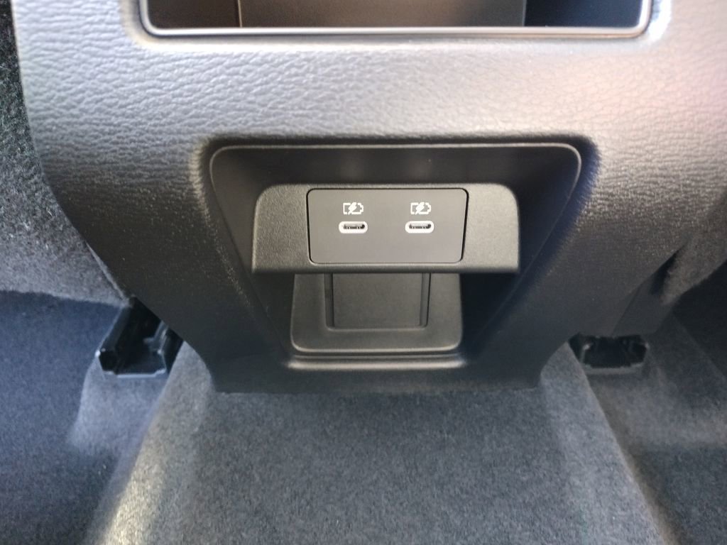 New 2026 Mitsubishi Outlander SE image 28