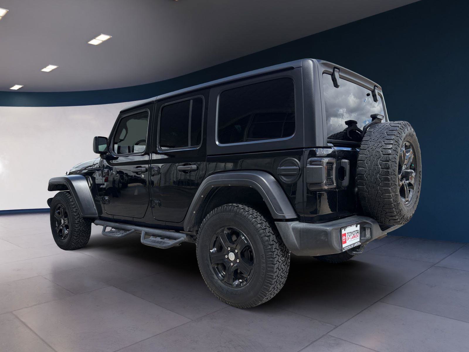 Used 2022 Jeep Wrangler Unlimited Sport image 3