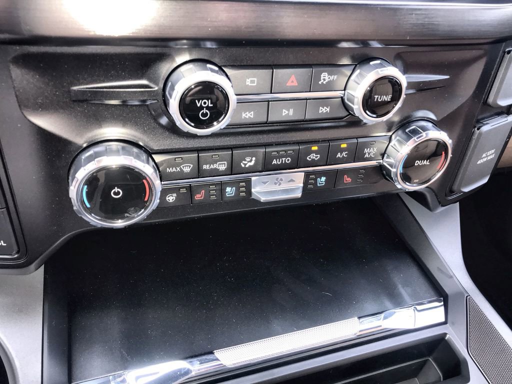 New 2026 Ford F350 Lariat image 19