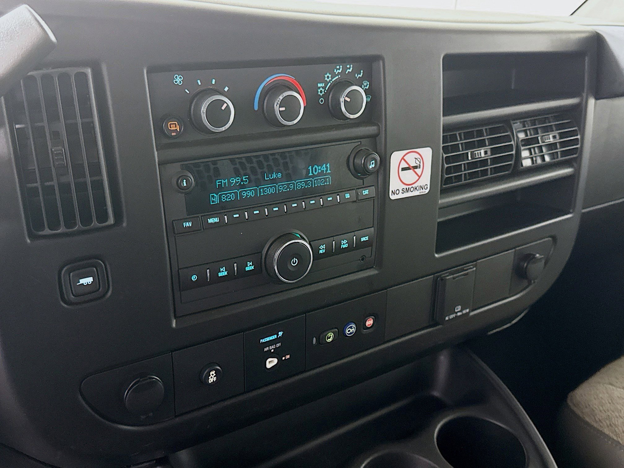 Used 2022 Chevrolet Express 2500 w/ Driver Convenience Package image 18