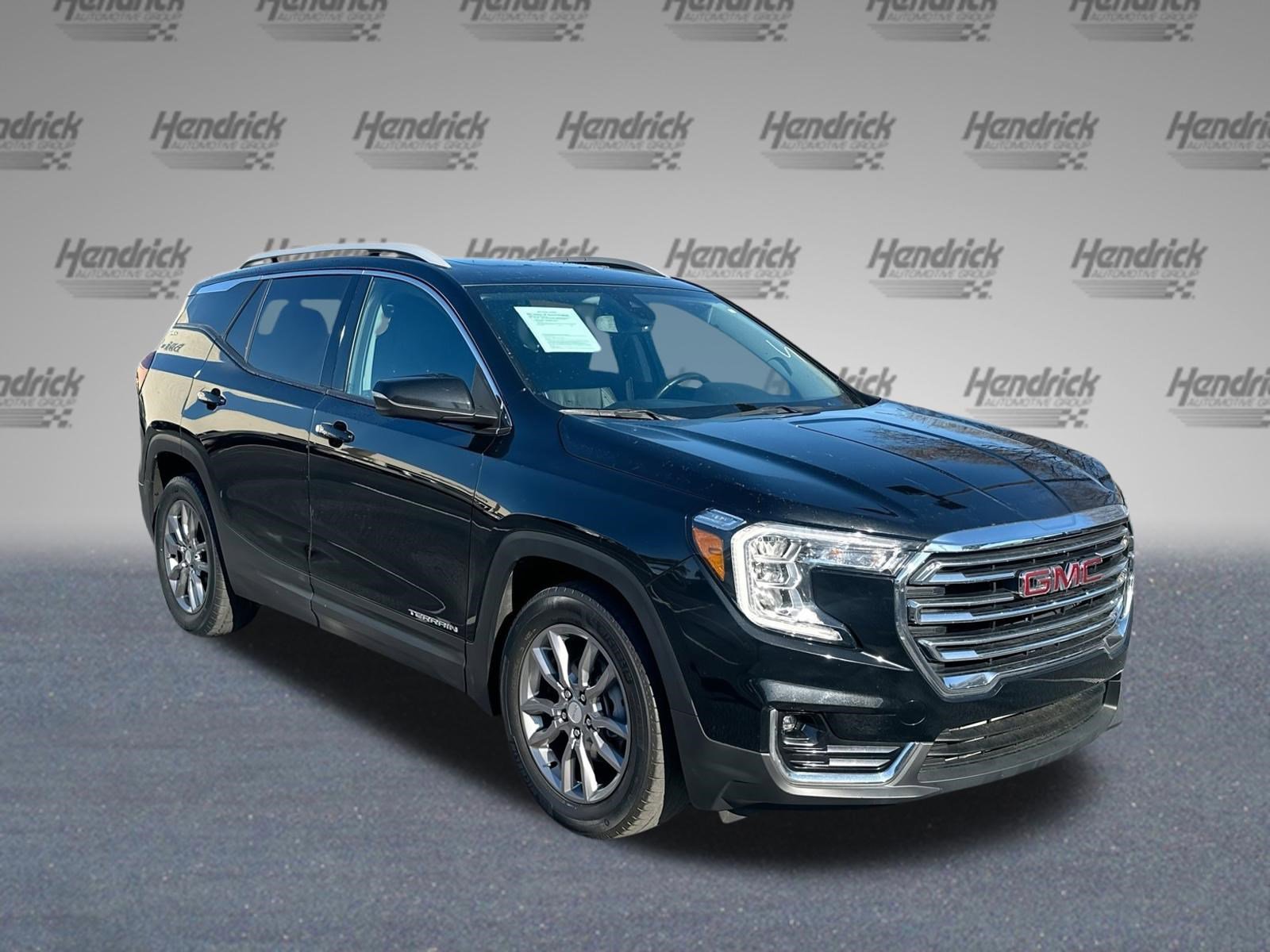 Used 2022 GMC Terrain SLT w/ LPO, Floor Liner Package image 36