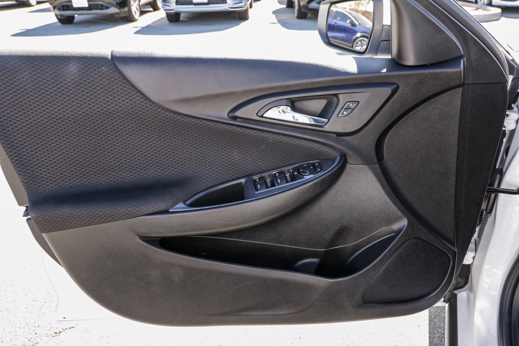 Used 2023 Chevrolet Malibu LT FWD image 12