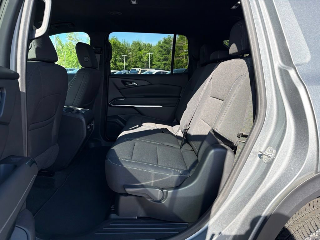 Used 2024 Chevrolet Traverse LS w/ LPO, Floor Liner Package AWD/4WD image 28