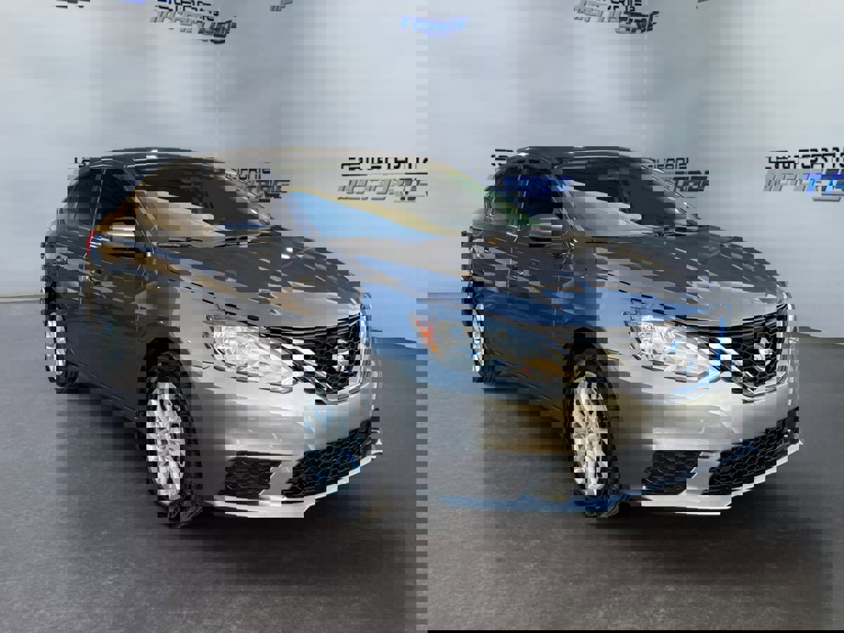 Used 2018 Nissan Sentra SV image 3