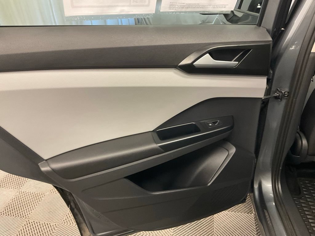 Used 2022 Volkswagen Taos S AWD/4WD image 29
