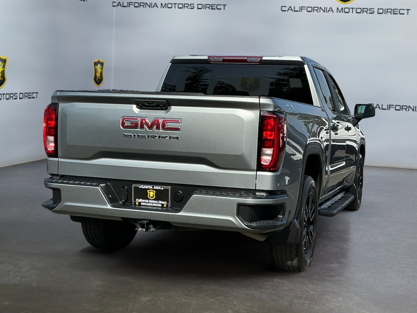Used 2023 GMC Sierra 1500 Pro w/ Graphite Edition AWD/4WD image 5
