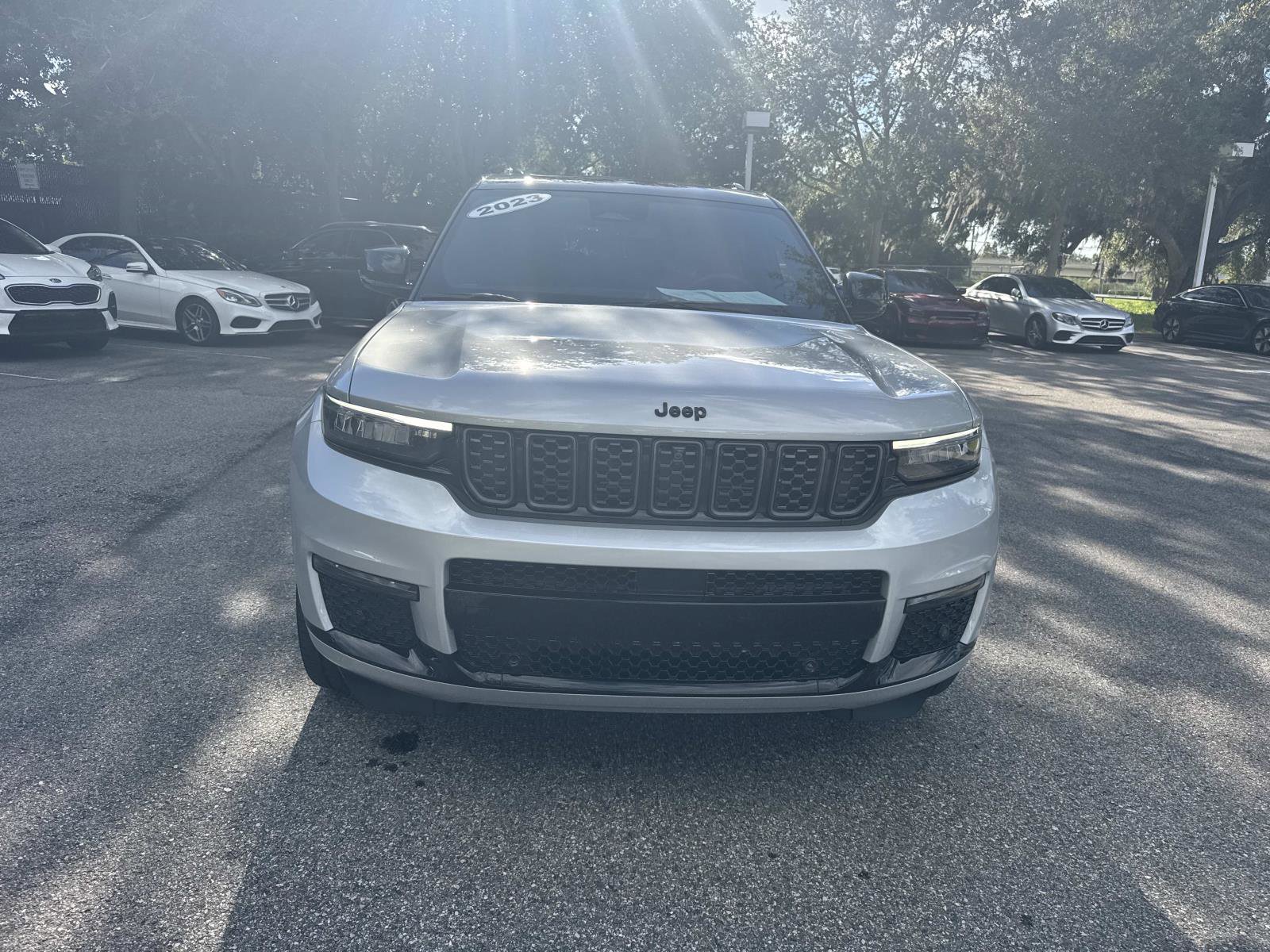 Used 2023 Jeep Grand Cherokee L Summit image 8