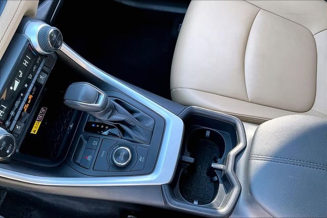 Used 2023 Toyota RAV4 XLE Premium image 18