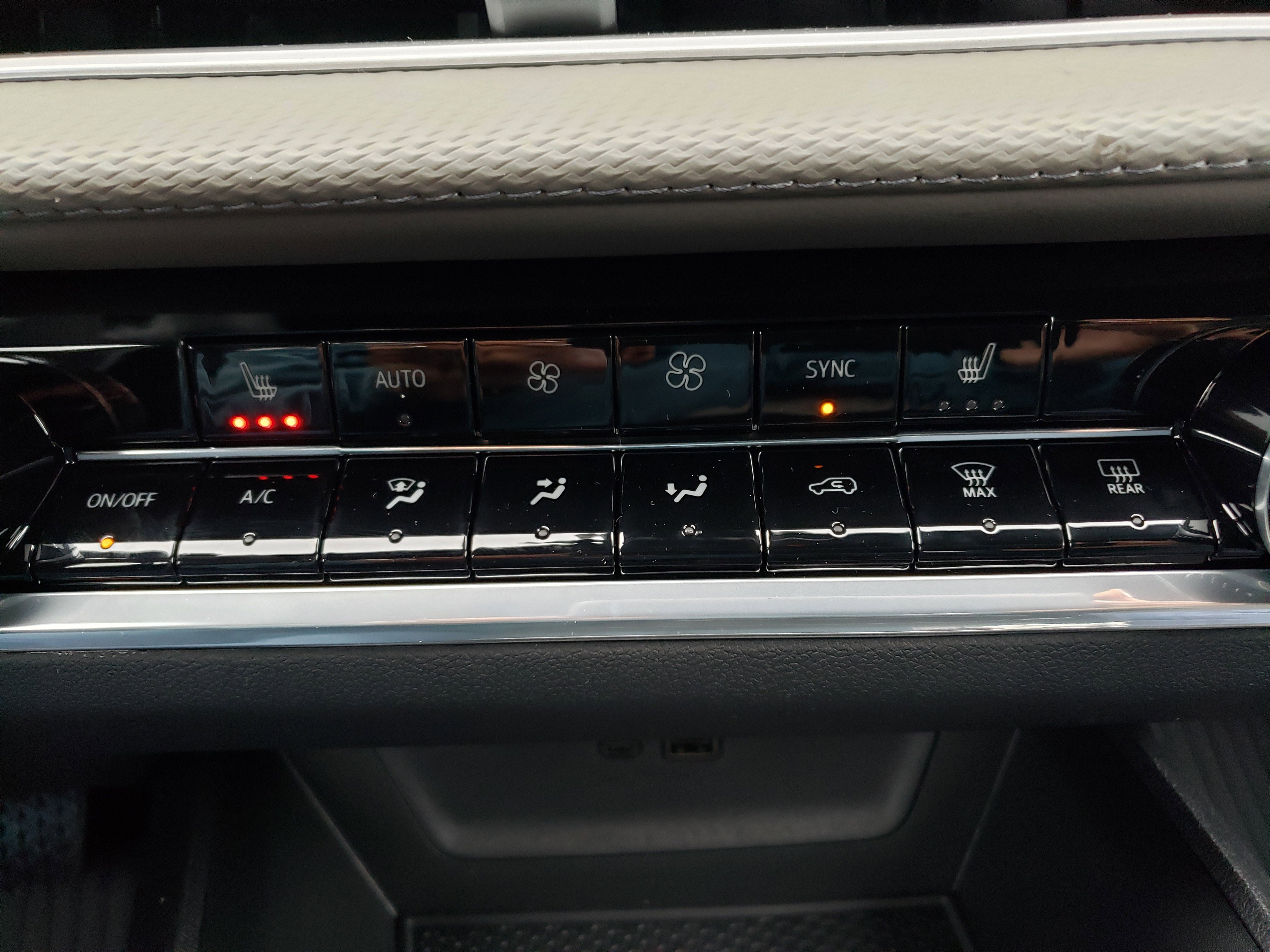 New 2026 Chevrolet Equinox LT image 23