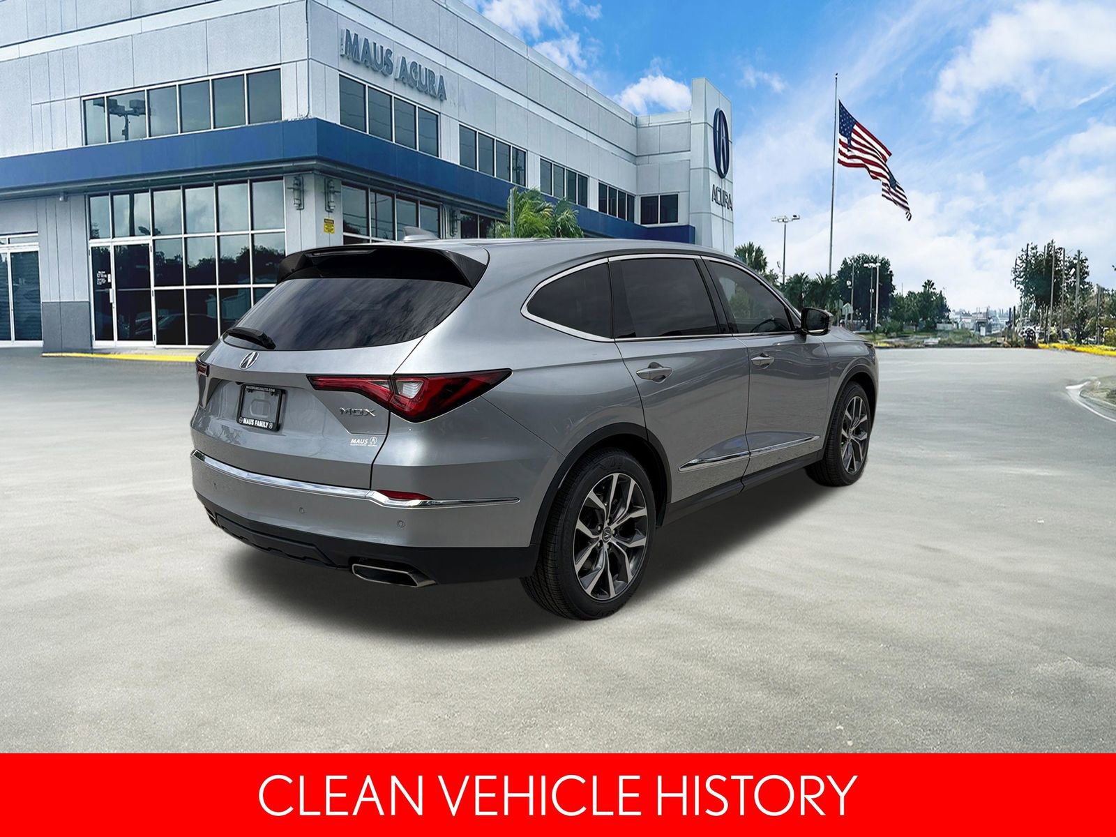 Used 2023 Acura MDX FWD w/ Technology Package image 4