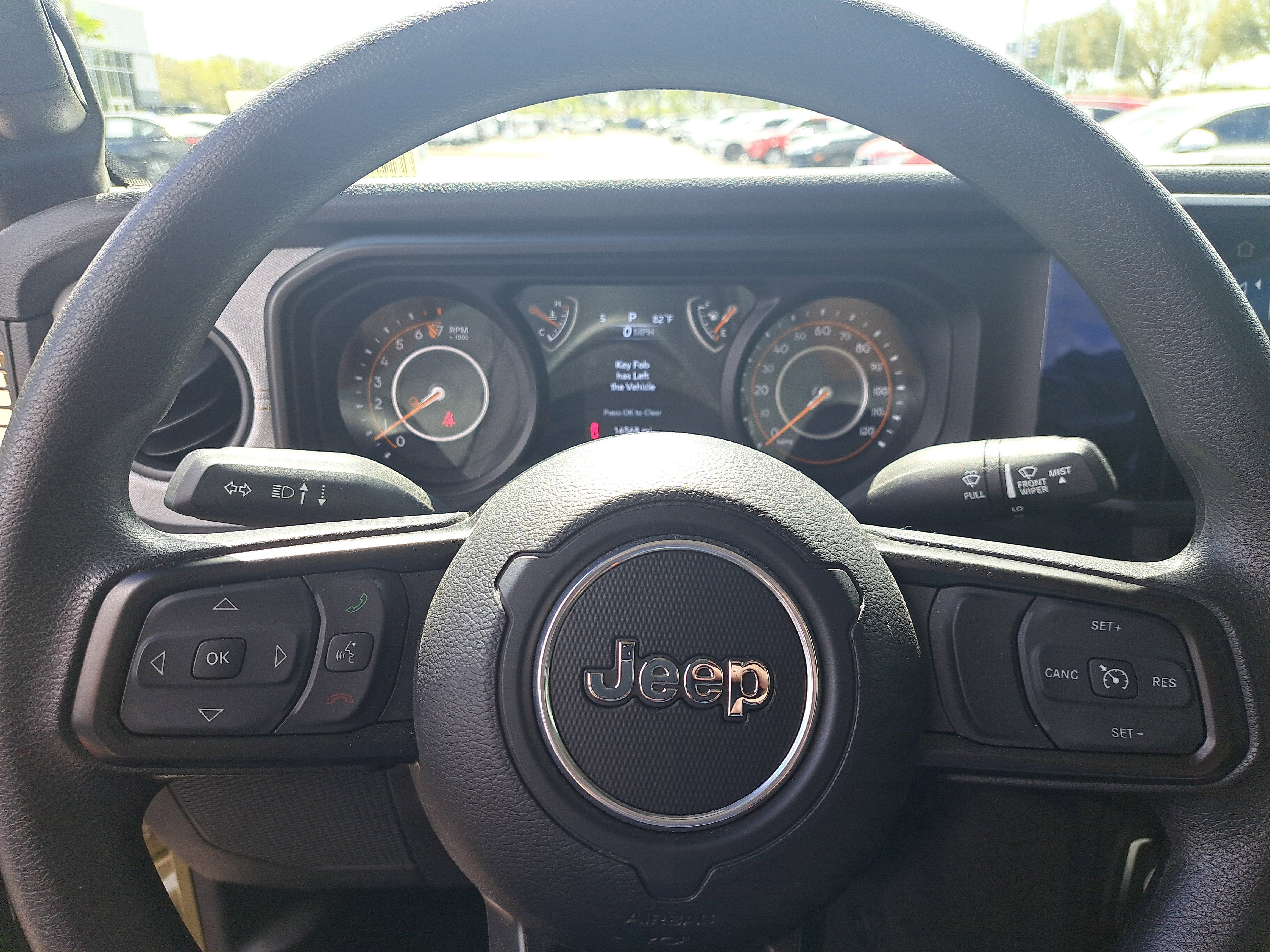 Used 2025 Jeep Gladiator Sport AWD/4WD image 33