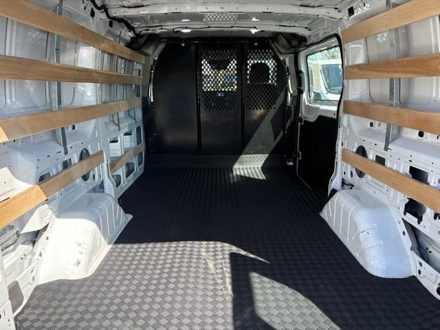 Used 2024 Ford Transit 250 Low Roof w/ Exterior Upgrade Package image 9