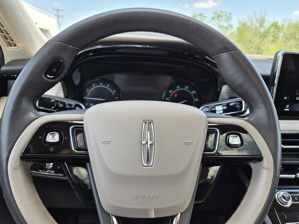Used 2020 Lincoln Corsair FWD w/ Premium Package image 21