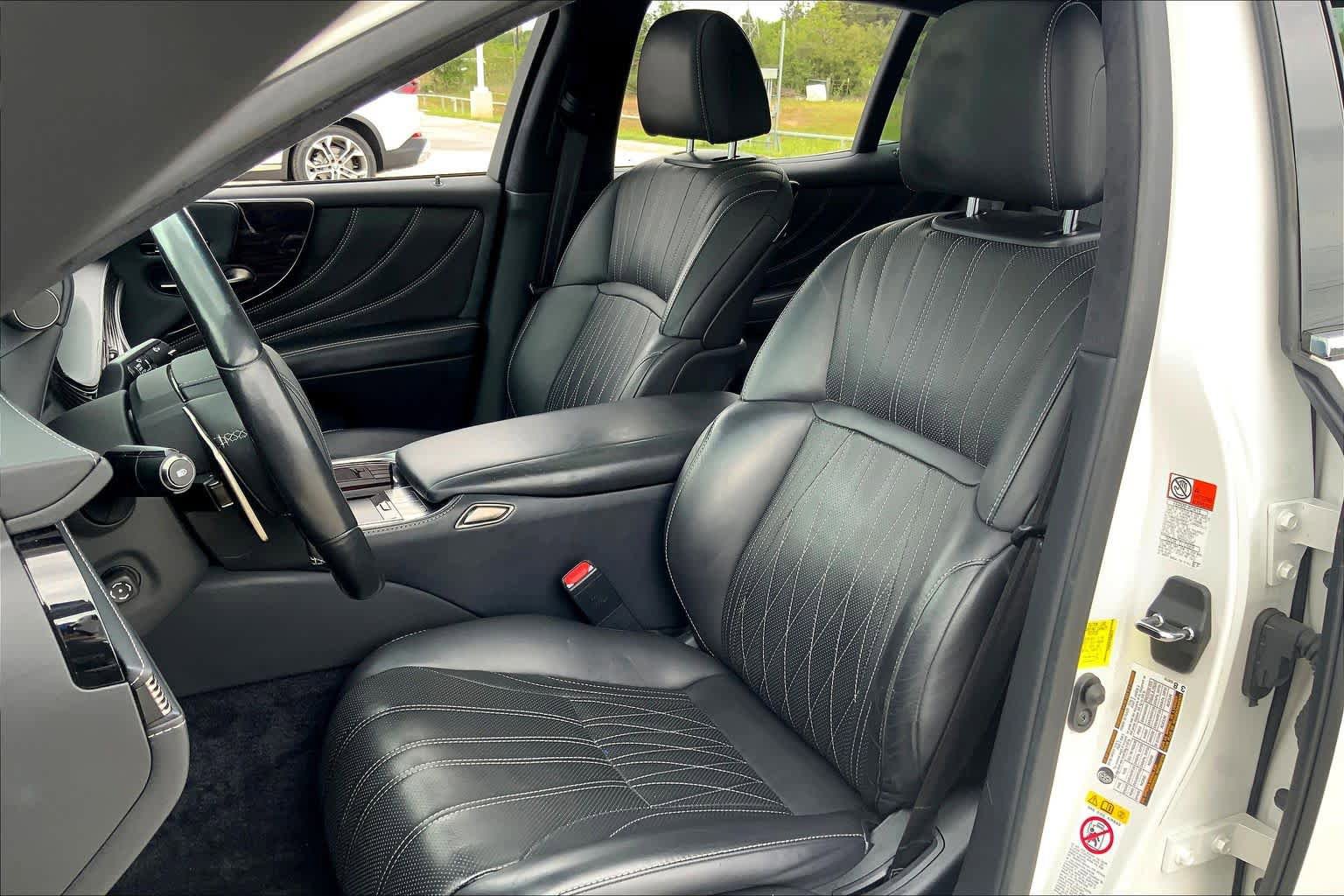 Used 2018 Lexus LS 500 w/ Interior Upgrade Package image 7