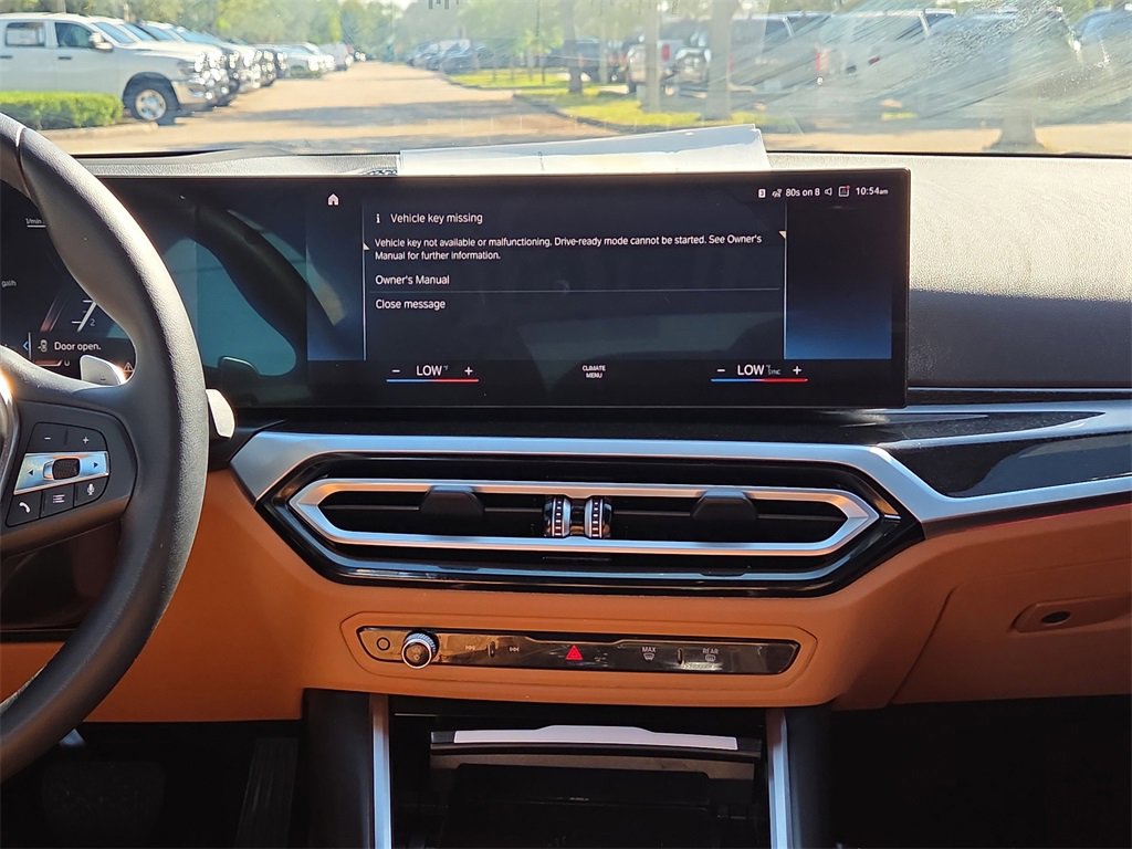 Used 2023 BMW 330i Sedan w/ Premium Package image 19