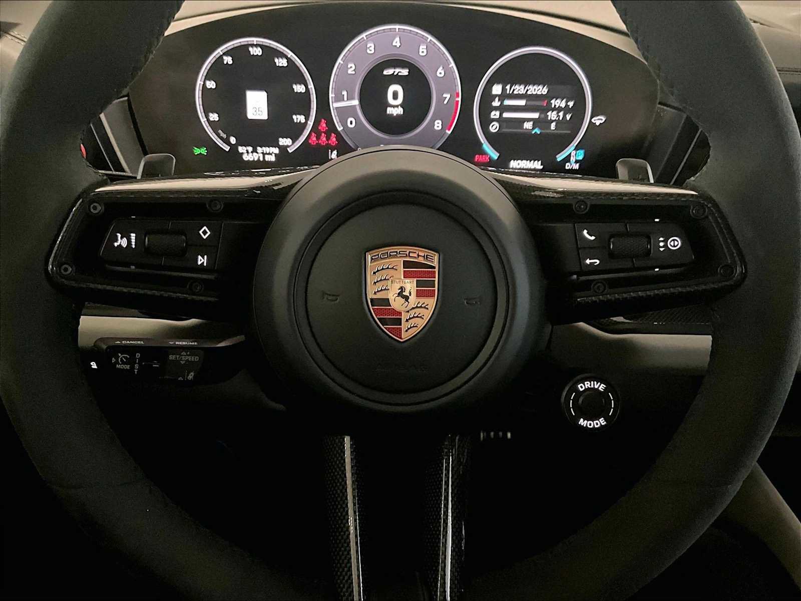 Used 2025 Porsche Cayenne GTS image 18
