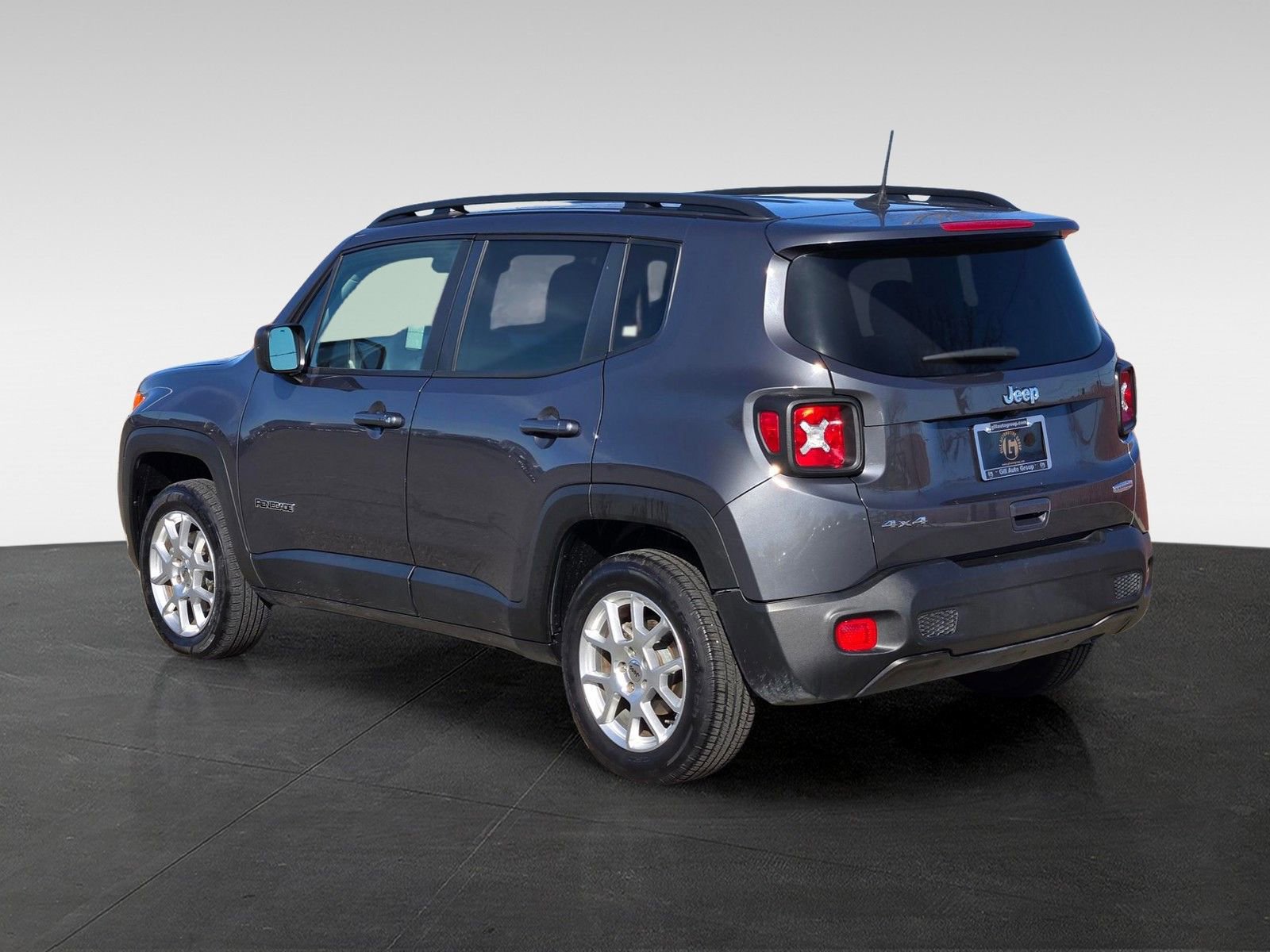 Used 2022 Jeep Renegade Latitude image 6