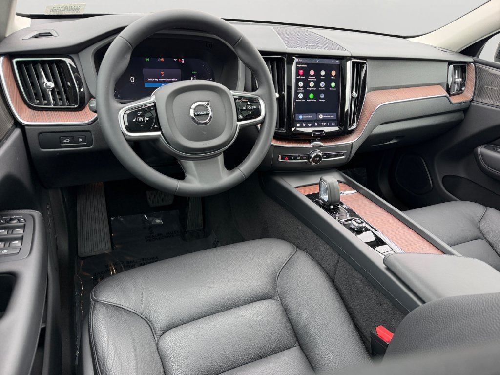 Certified 2024 Volvo XC60 T8 Plus w/ Climate Package AWD/4WD image 13