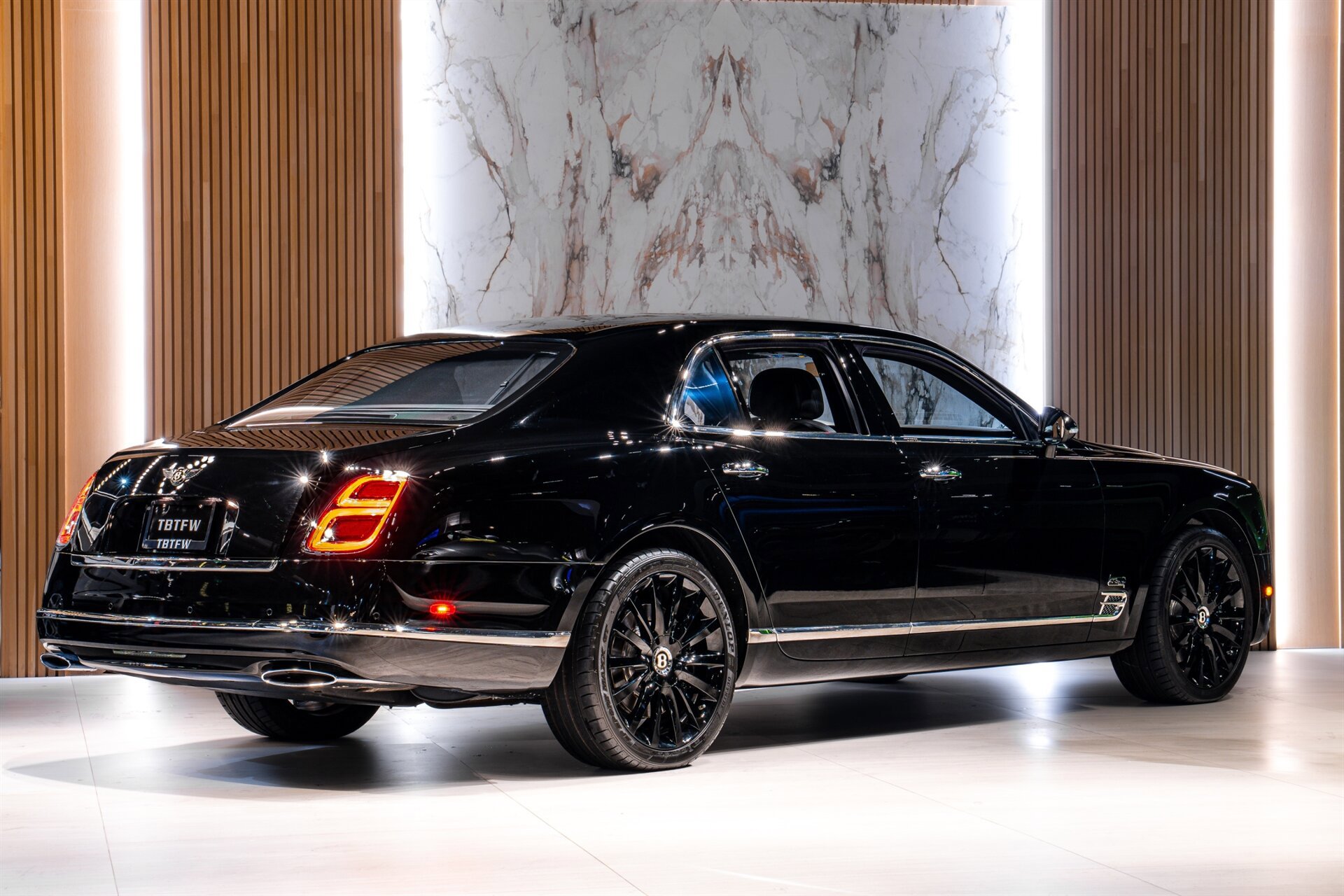 Used 2019 Bentley Mulsanne RWD image 4