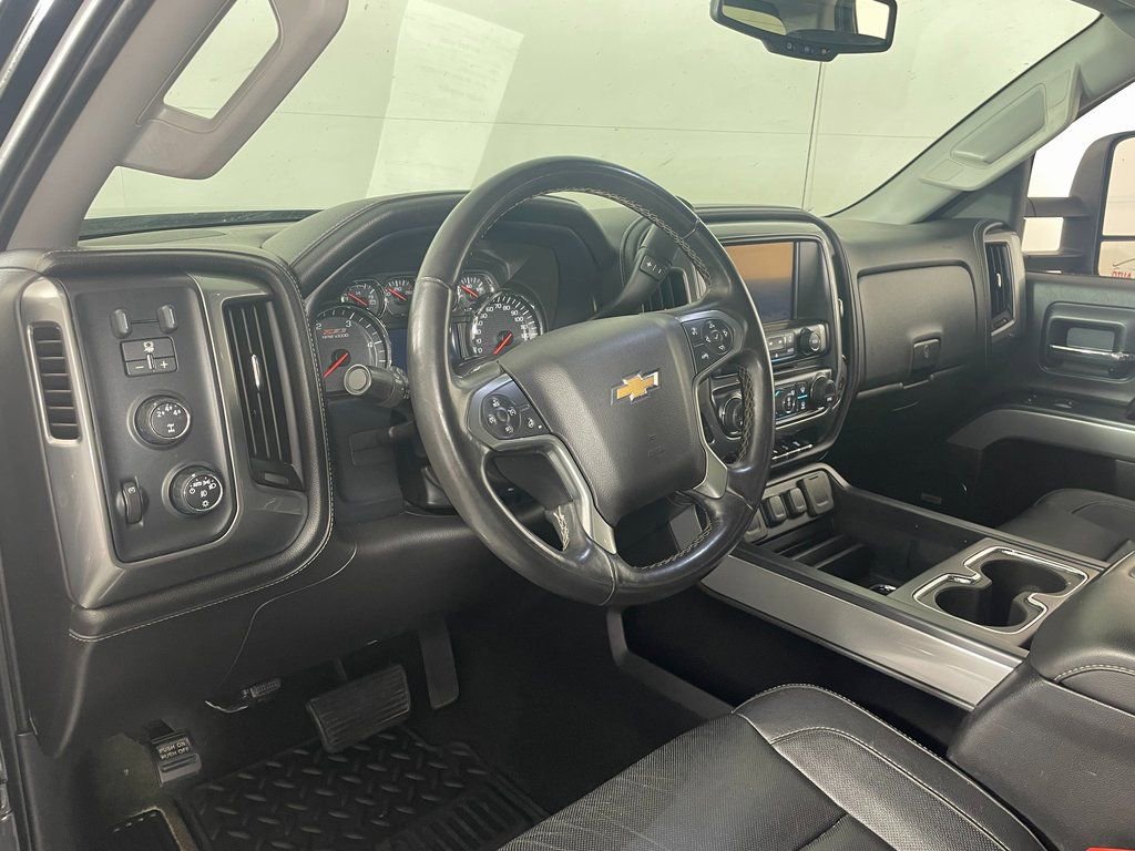 Used 2015 Chevrolet Silverado 2500 LTZ w/ LTZ Plus Package AWD/4WD image 13