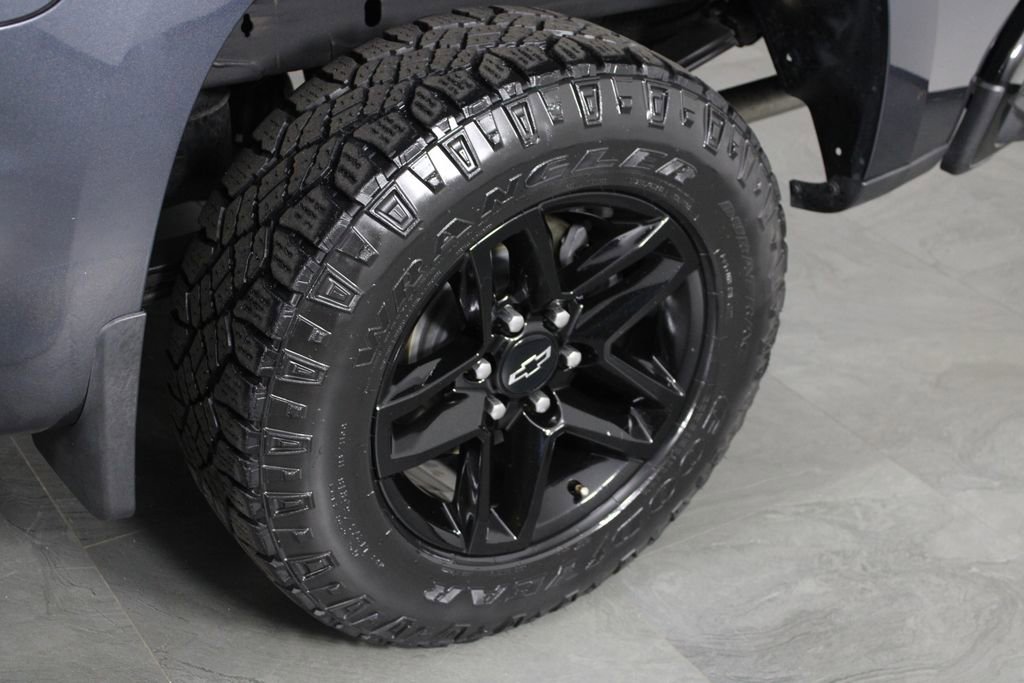 Used 2021 Chevrolet Silverado 1500 LT Trail Boss image 11