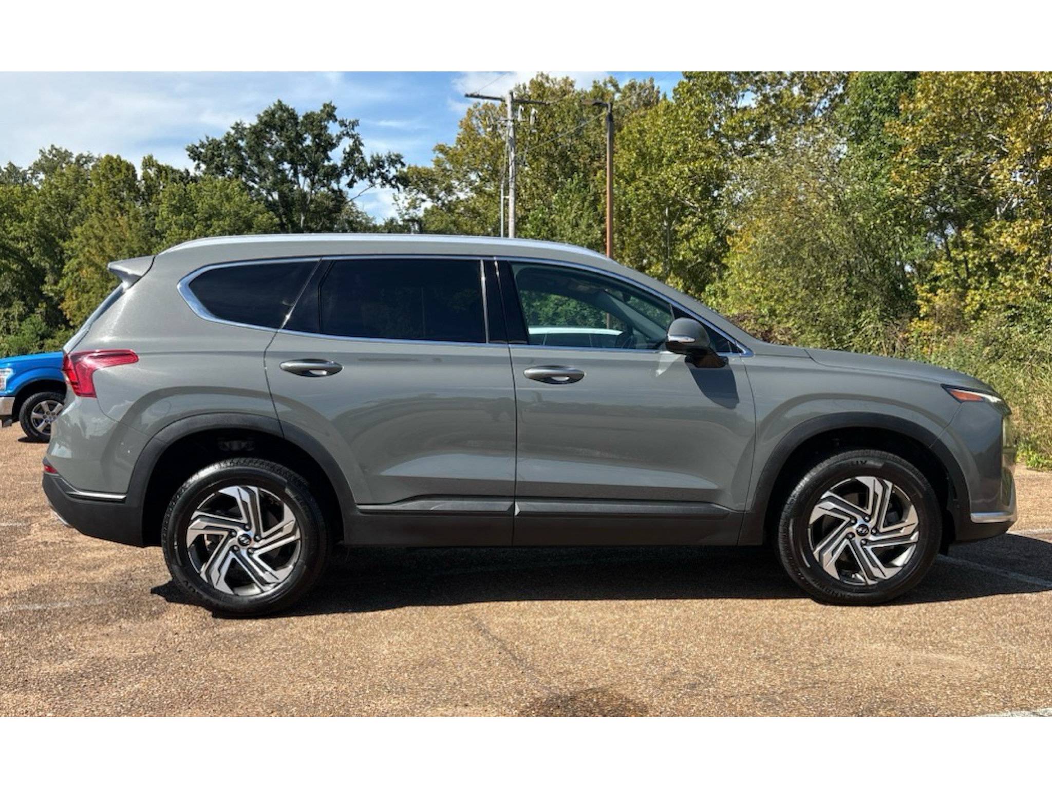 Used 2023 Hyundai Santa Fe SEL AWD/4WD image 30