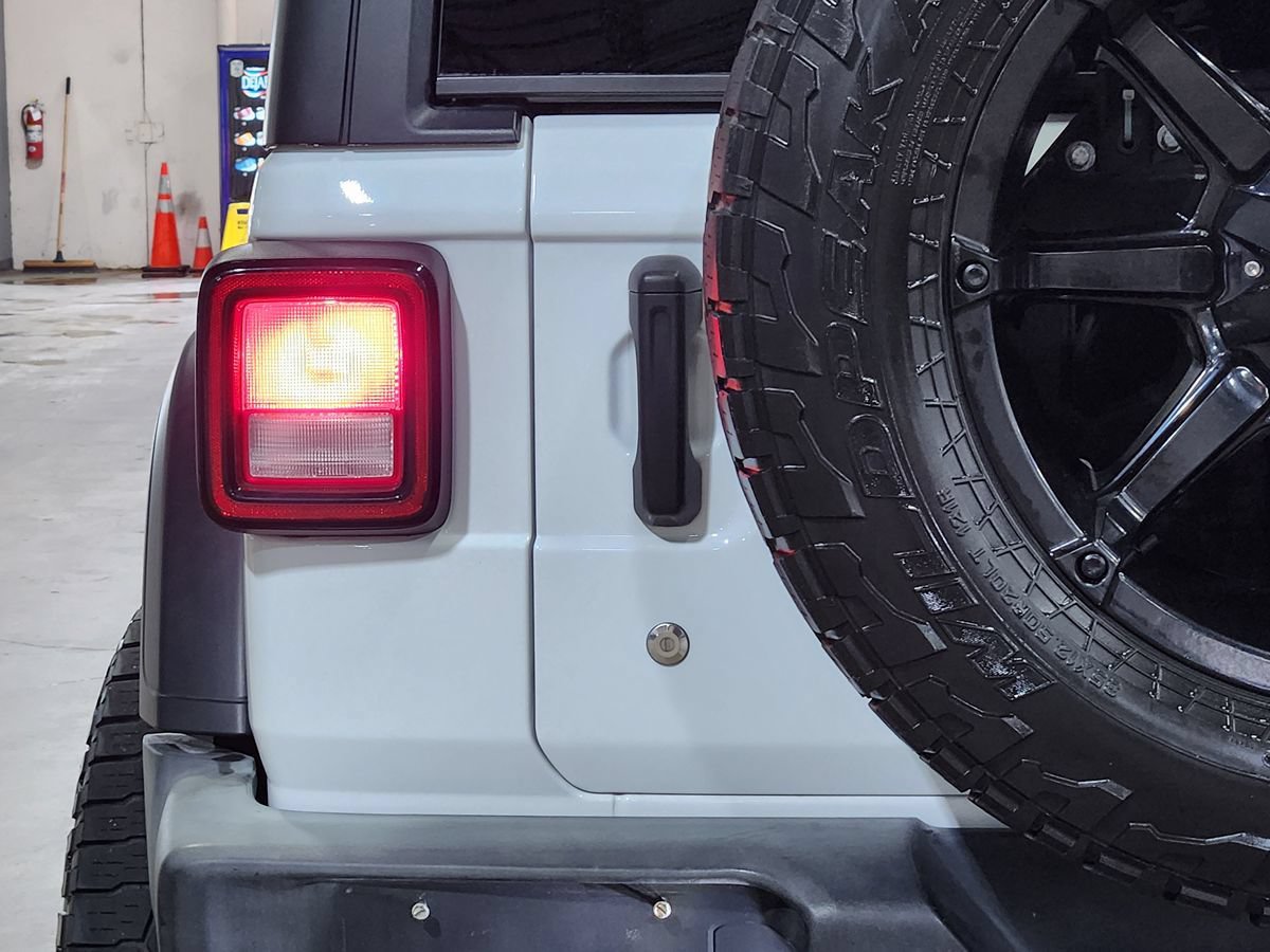 Used 2019 Jeep Wrangler Unlimited Sport S AWD/4WD image 14