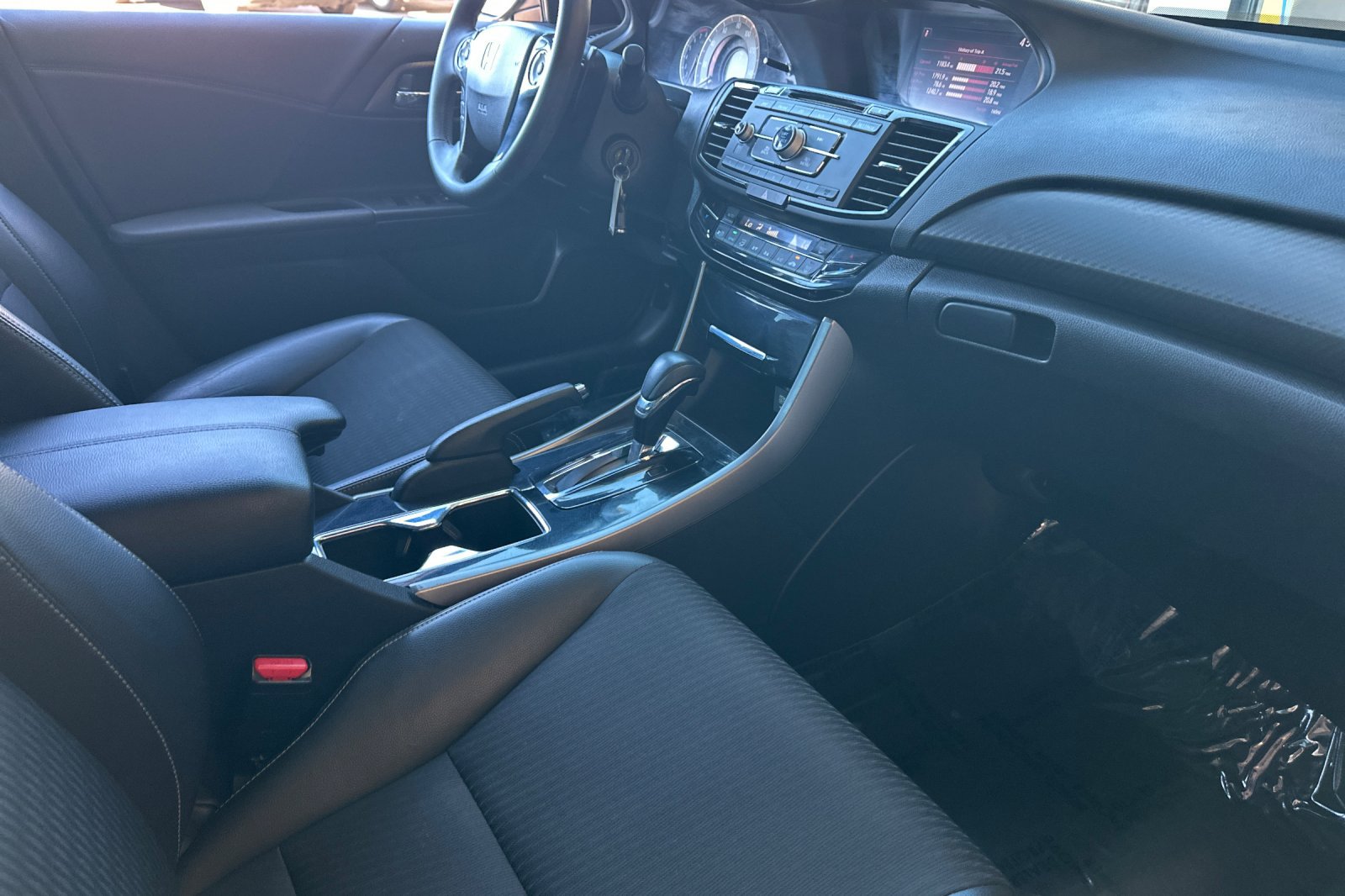 Used 2017 Honda Accord Sport image 31