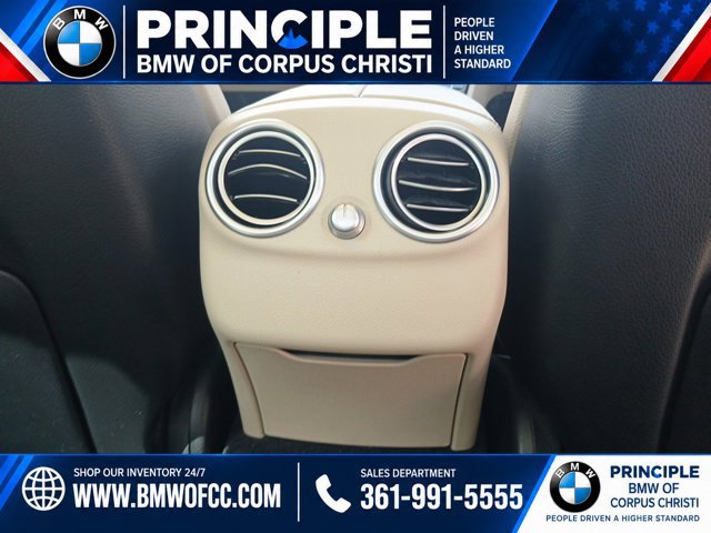 Used 2020 Mercedes-Benz C 300 Sedan image 14