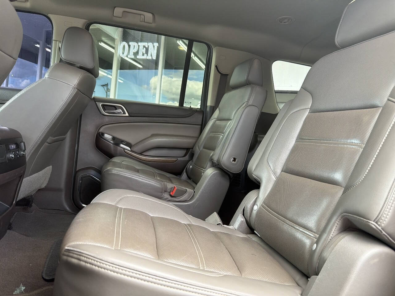 Used 2020 GMC Yukon XL Denali RWD image 30