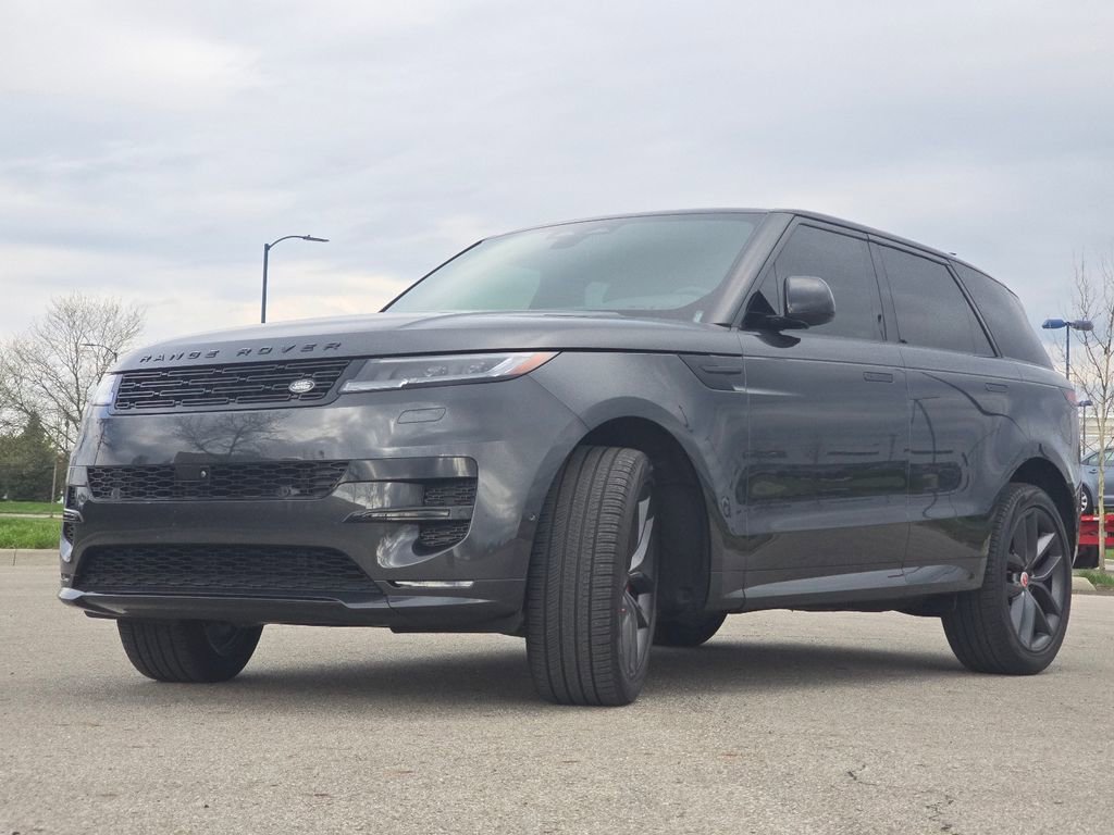Used 2024 Land Rover Range Rover Sport Dynamic SE image 13