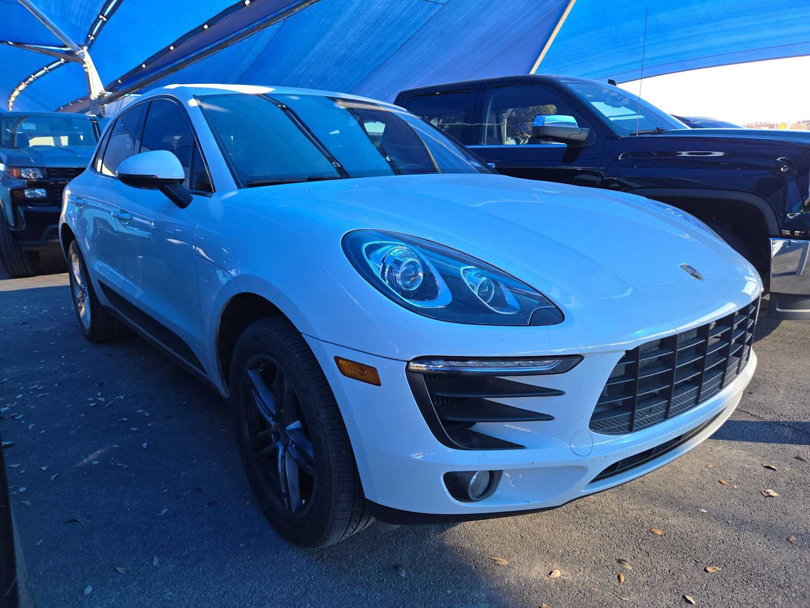 Used 2018 Porsche Macan S image 2