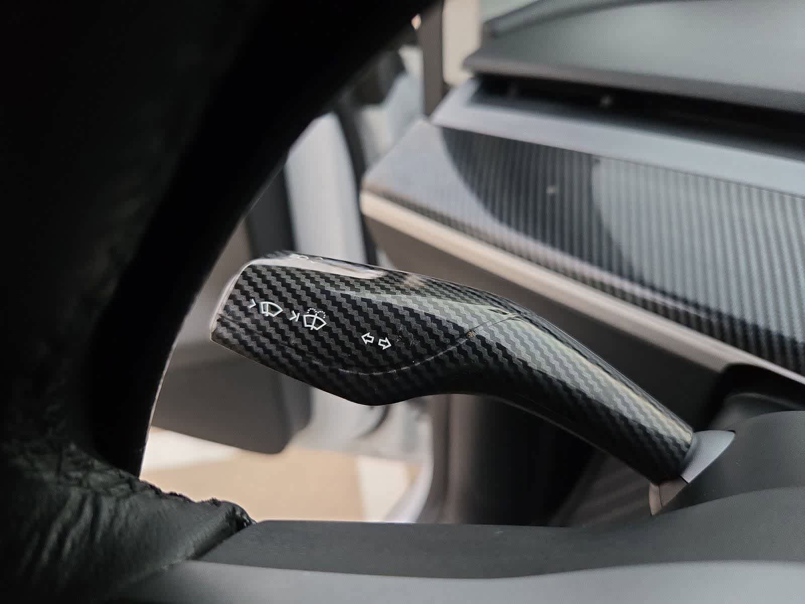 Used 2022 Tesla Model Y Performance AWD/4WD image 23