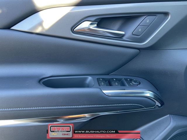 New 2026 Chevrolet Traverse LT w/ LPO, Floor Liner Package image 23