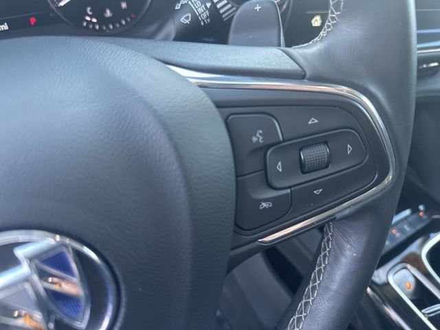 Used 2023 Buick Envision Essence image 19