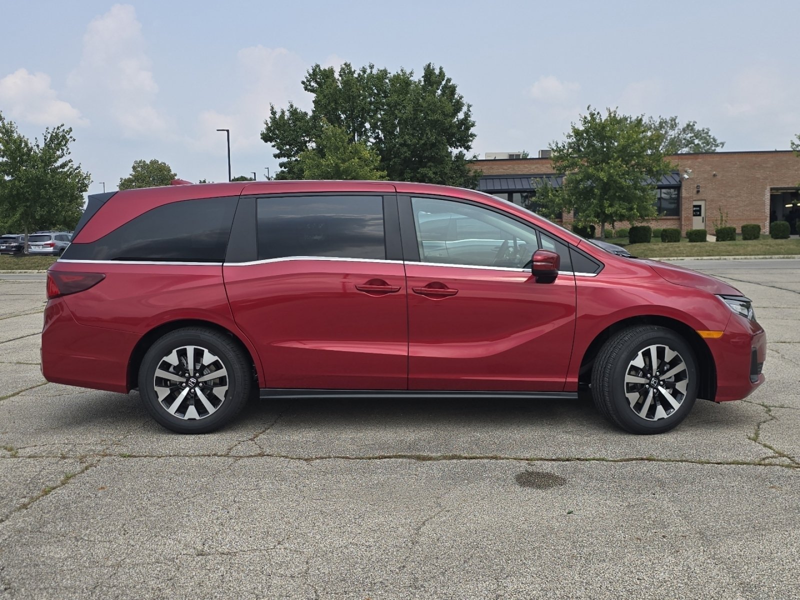 New 2026 Honda Odyssey EX-L image 14