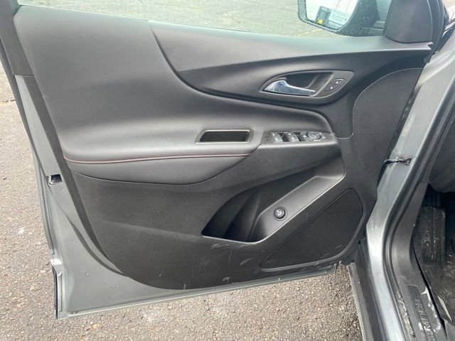 Certified 2023 Chevrolet Equinox RS w/ LPO, Floor Liner Package image 18