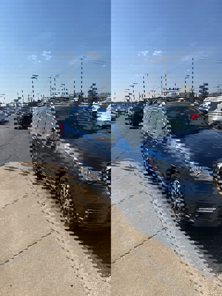 Used 2019 Subaru Ascent Touring image 4