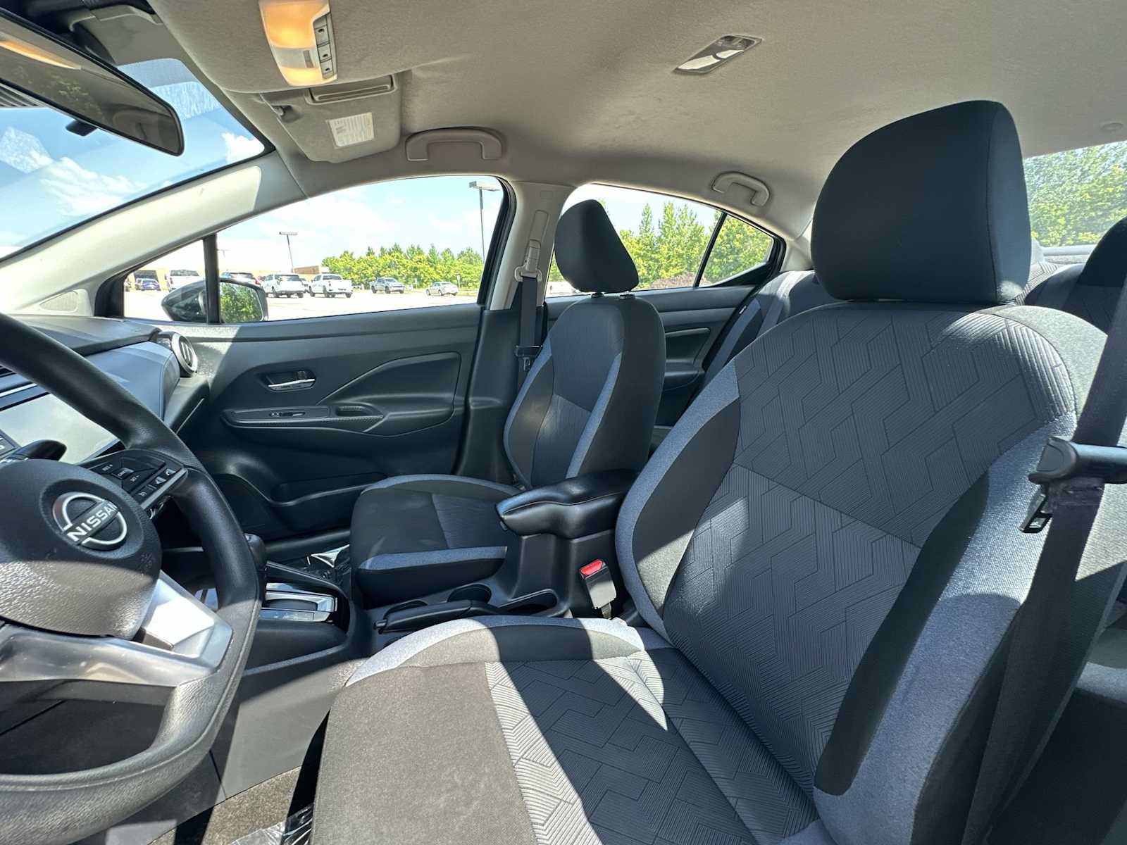 Used 2024 Nissan Versa SV FWD image 10