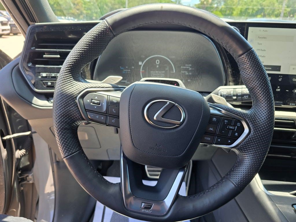 Used 2024 Lexus TX 500h AWD w/ Technology Package image 19