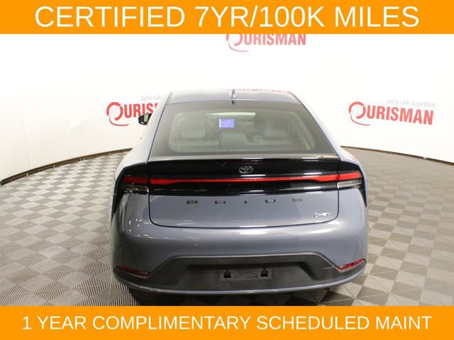 Used 2025 Toyota Prius LE FWD image 6