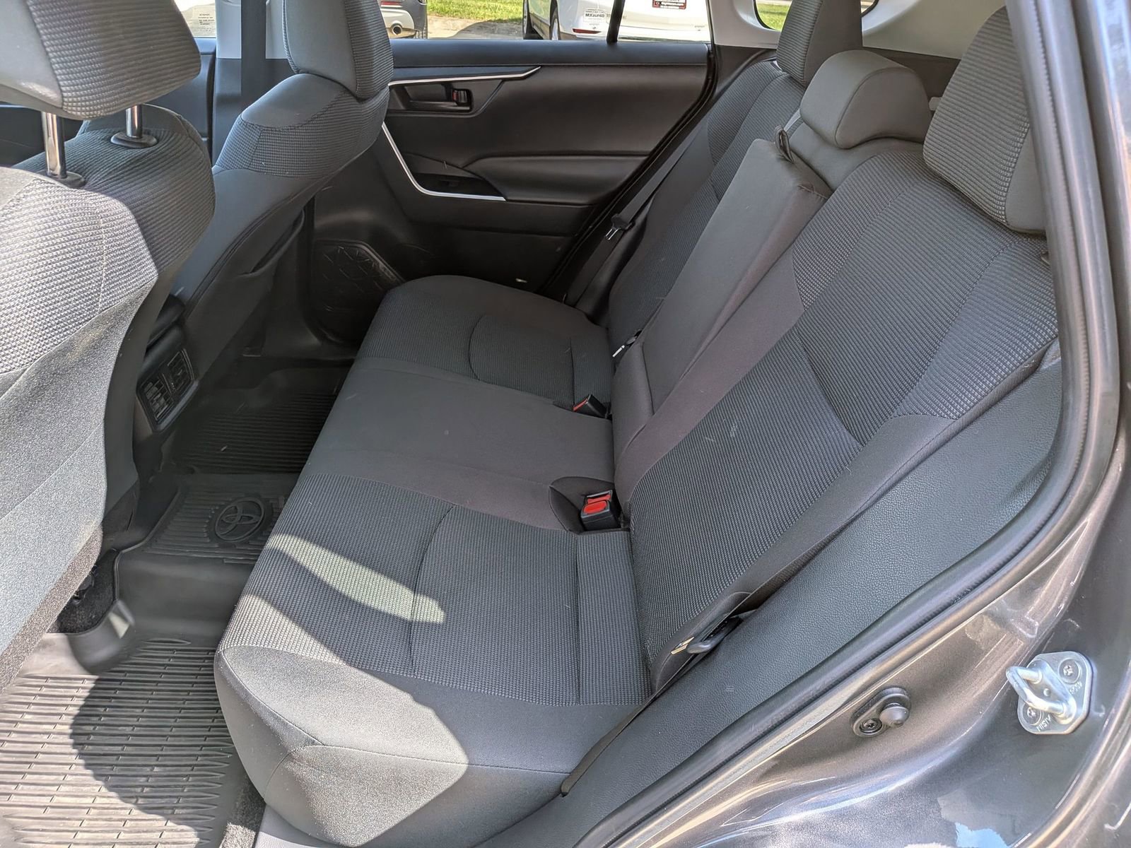 Used 2024 Toyota RAV4 LE AWD/4WD image 26