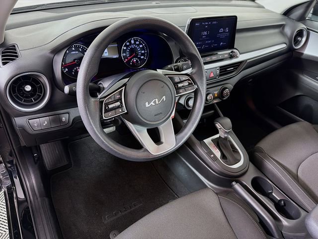 Used 2023 Kia Forte LXS w/ LXS Technology Package image 11