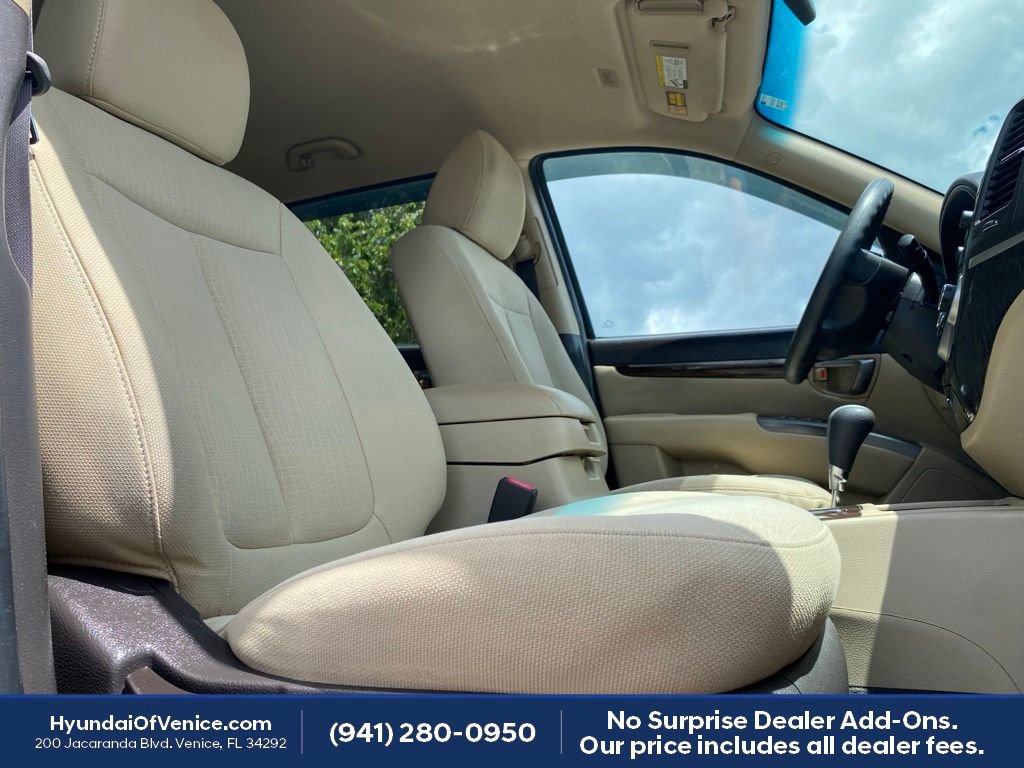 Used 2010 Hyundai Santa Fe GLS FWD image 13