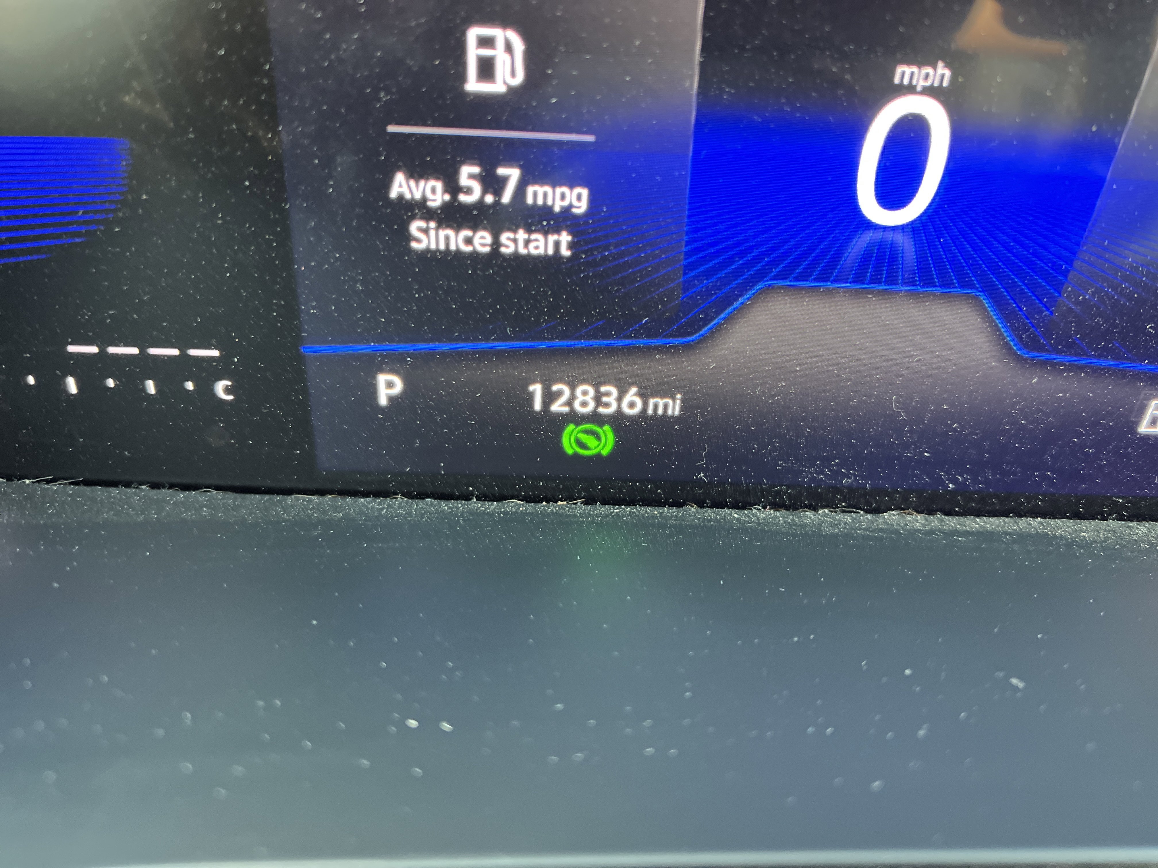 Certified 2024 Volkswagen Taos SE w/ Panoramic Sunroof Package FWD image 20