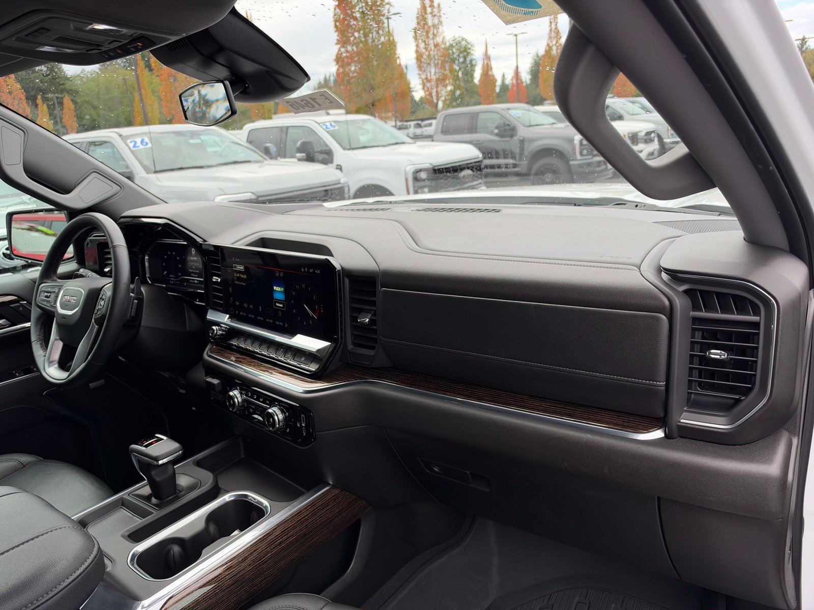 Used 2024 GMC Sierra 1500 Elevation w/ Elevation Premium Package AWD/4WD image 11