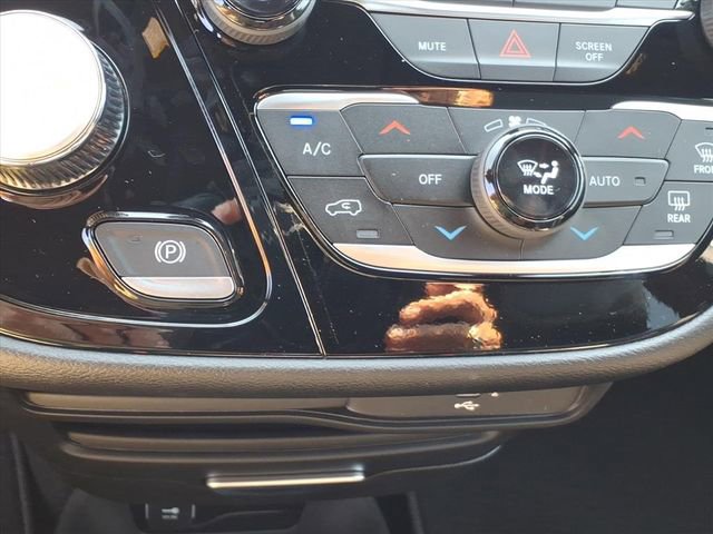 New 2026 Chrysler Voyager LX image 9