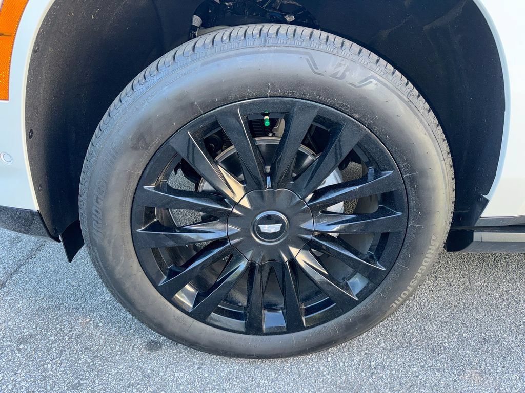 Used 2025 Cadillac Escalade Premium Luxury Platinum w/ LPO, Floor Liner Package AWD/4WD image 12